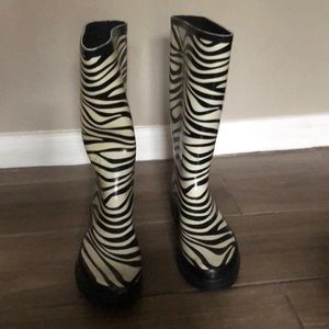 Rain boots Zebra print